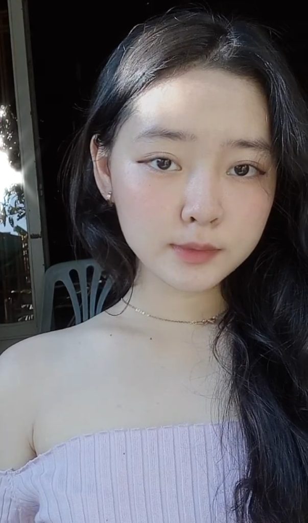 Phạm lê gia mỹ (alice) mang vẻ đẹp trong trẻo của GenZ Phạm lê gia mỹ (alice) mang vẻ đẹp trong trẻo của GenZ