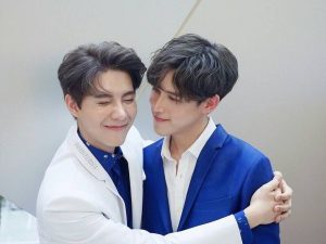 Trai thẳng vẫn có thể bị bẻ cong nếu gặp đúng người