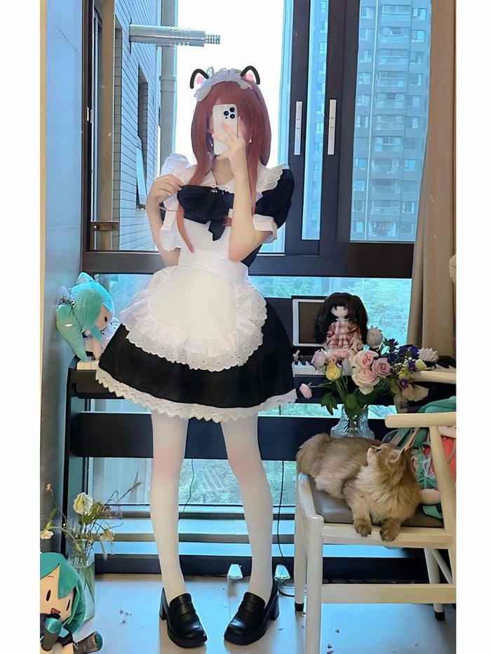 gái xinh cosplay hầu gái đáng yêu gái xinh cosplay hầu gái đáng yêu