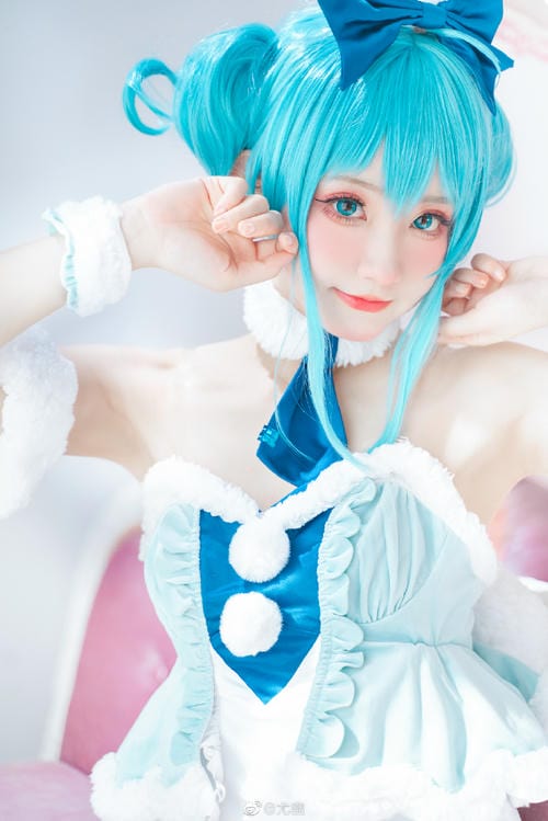 Ảnh gái xinh cosplay thuỷ thủ mặt trăng cực đáng yêu Ảnh gái xinh cosplay thuỷ thủ mặt trăng cực đáng yêu