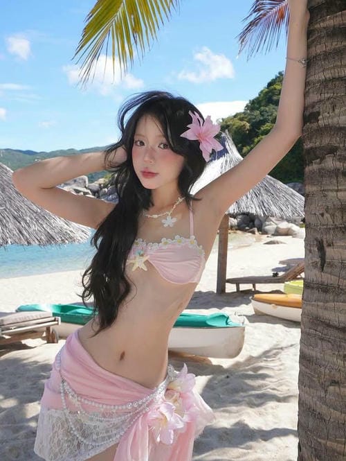 Ảnh gái xinh mặc bikini đi biển (2) Ảnh gái xinh mặc bikini đi biển (2)