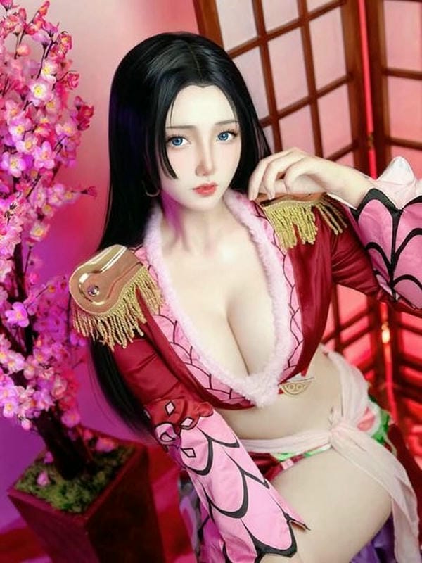 ảnh cosplay boa hancock 14 ảnh cosplay boa hancock 14