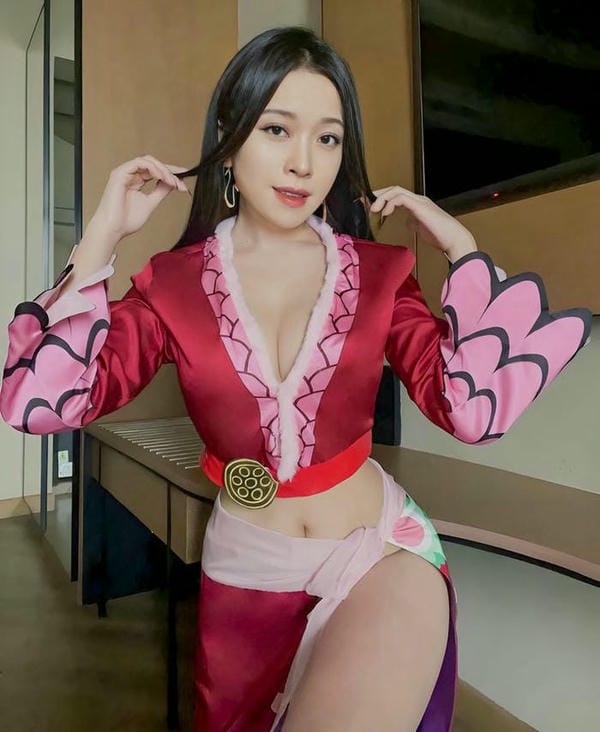 ảnh cosplay boa hancock ảnh cosplay boa hancock