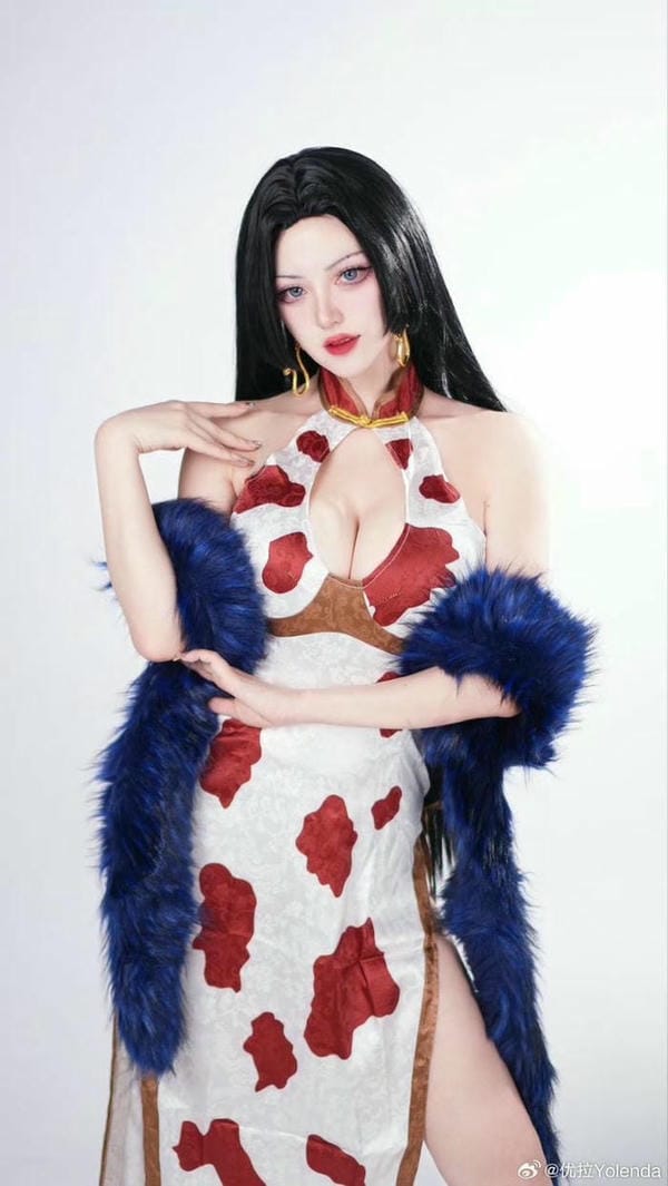ảnh gái xinh cosplay boa hancock ảnh gái xinh cosplay boa hancock