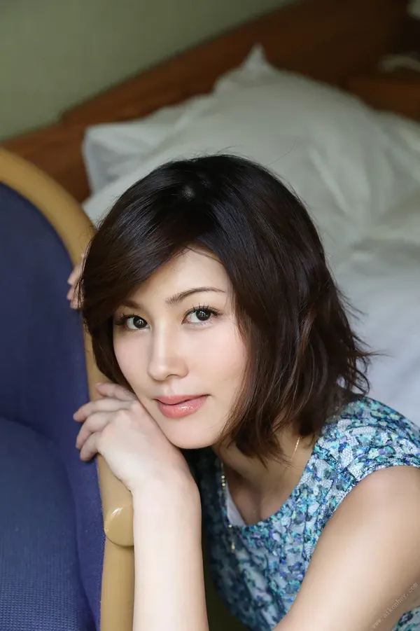 2021, cô gia nhập DAHLIA, khẳng định hình ảnh quyến rũ và trưởng thành, được giới hâm mộ đặc biệt yêu thích. 2021, cô gia nhập DAHLIA, khẳng định hình ảnh quyến rũ và trưởng thành, được giới hâm mộ đặc biệt yêu thích.