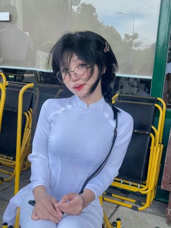 Gái xinh áo dài (3)