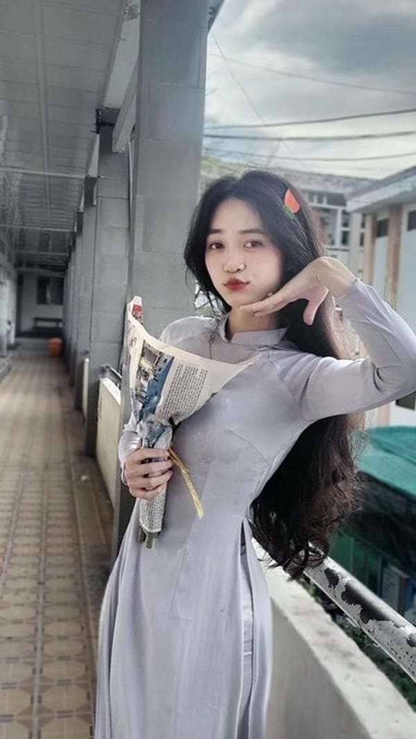 Gái xinh áo dài (6)