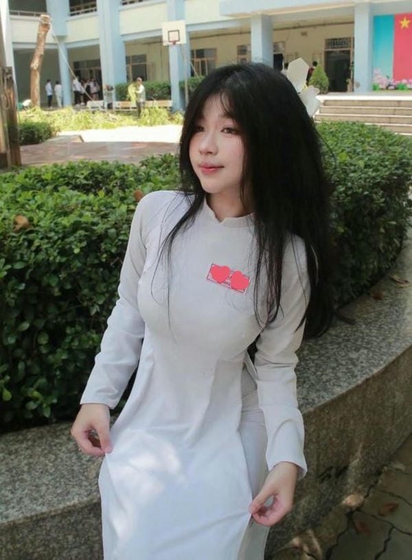 Gái xinh áo dài (8)