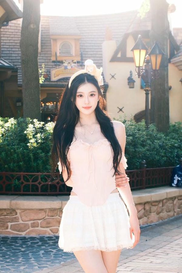 Gái xinh mặc pinky (5)