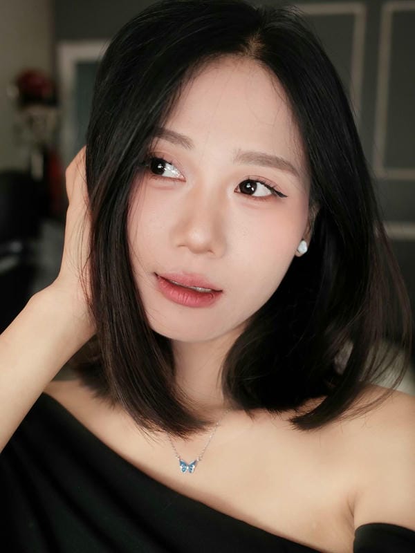 Phanh Nè có tên thật là Lê Thị Phương Anh Phanh Nè có tên thật là Lê Thị Phương Anh
