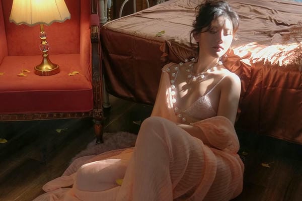 Azhua, thường được biết đến với nghệ danh Azhua 1997 Azhua, thường được biết đến với nghệ danh Azhua 1997