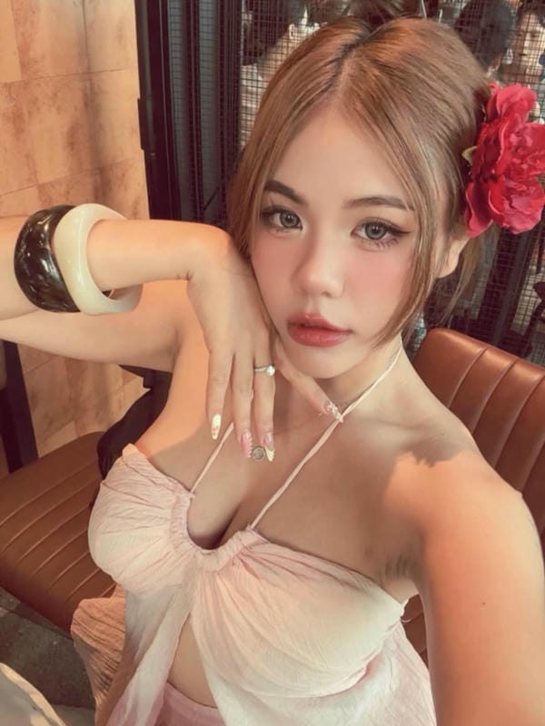 SunieBae xây dựng hình ảnh với kiểu gợi cảm tinh tế SunieBae xây dựng hình ảnh với kiểu gợi cảm tinh tế
