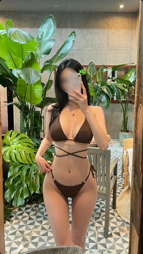 gái xinh mặc bikini (9)