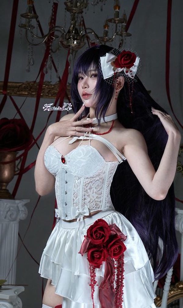 zinie Quỳnh và drama bán quạt