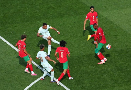 Pháp hạ gục Morocco 2